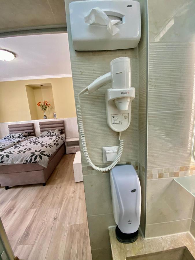 Къща За Гости Кребс Guesthousekrebs Sjoemen Buitenkant foto