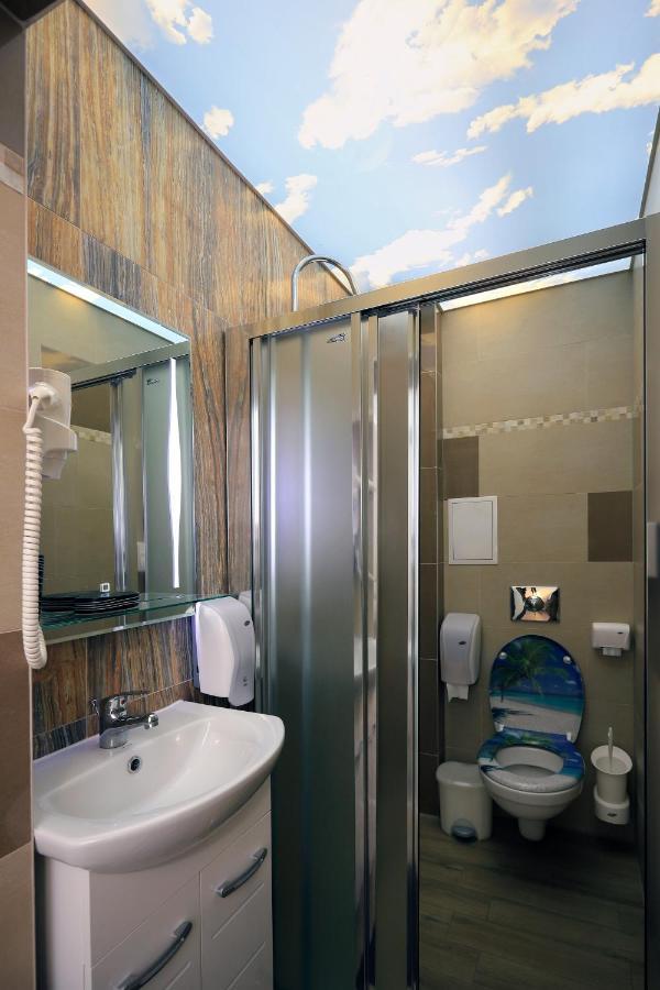 Къща За Гости Кребс Guesthousekrebs Sjoemen Buitenkant foto