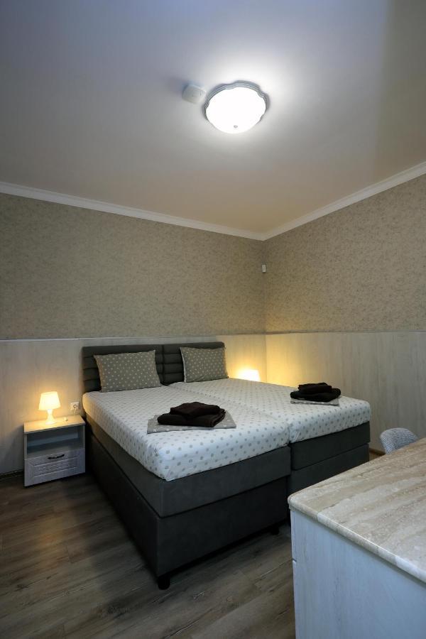 Къща За Гости Кребс Guesthousekrebs Sjoemen Buitenkant foto