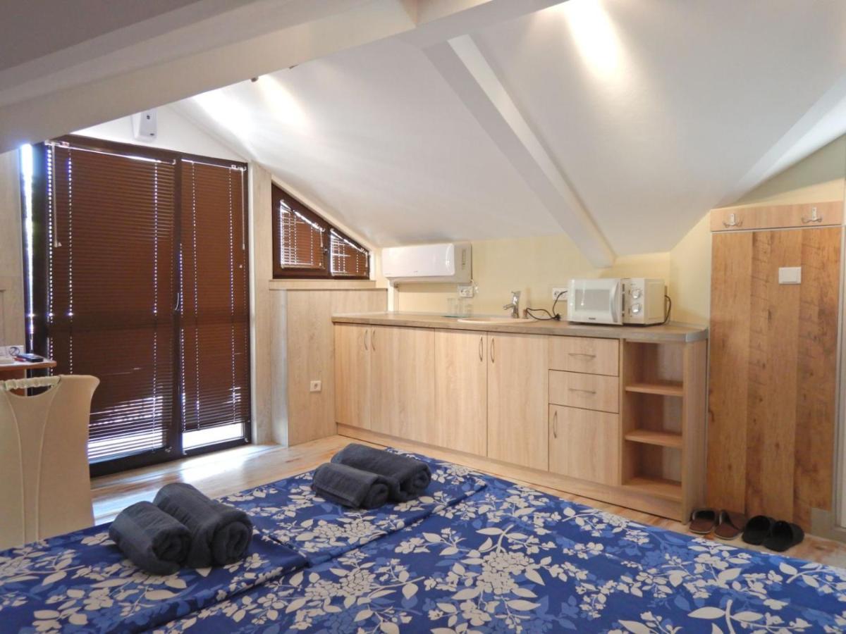 Къща За Гости Кребс Guesthousekrebs Sjoemen Buitenkant foto